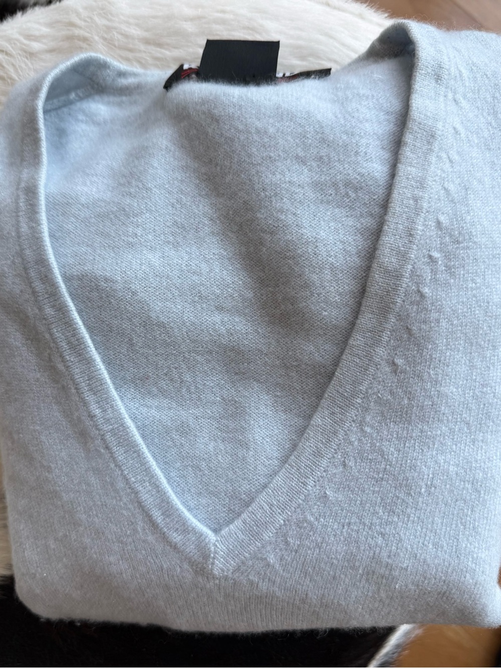 Kirkland Signature Light Gray V-Neck Sweater